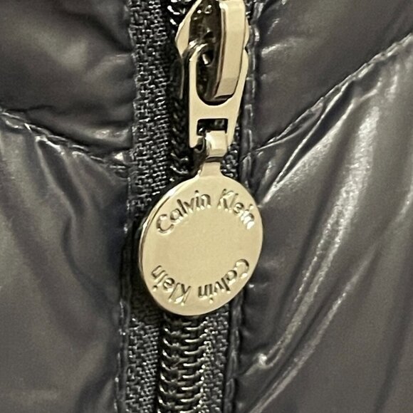 CALVIN KLEIN PACKABLE LIGHTWEIGHT PREMIUM DOWN HOODED COAT DARK BLUE, XL - Picture 7 of 14